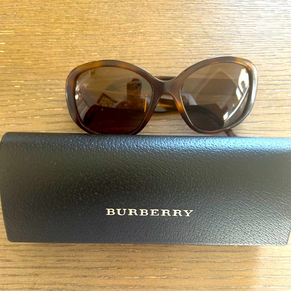 Burberry sunglasses